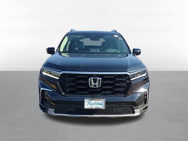new 2025 Honda Pilot car, priced at $50,223
