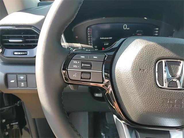 new 2025 Honda Pilot car, priced at $50,223