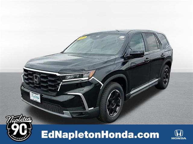 new 2025 Honda Pilot car, priced at $47,702