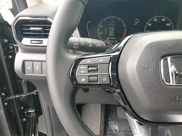 new 2025 Honda Pilot car, priced at $47,702