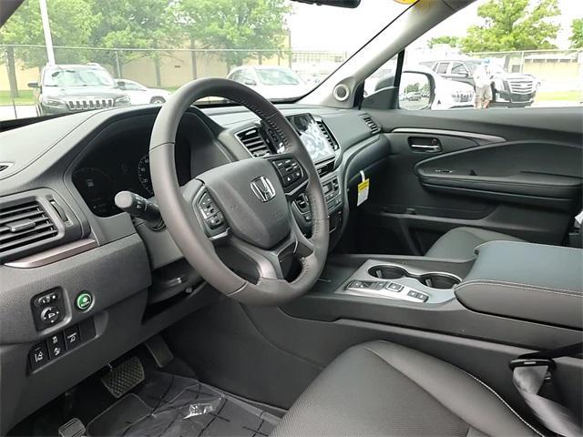 new 2025 Honda Ridgeline car, priced at $44,692