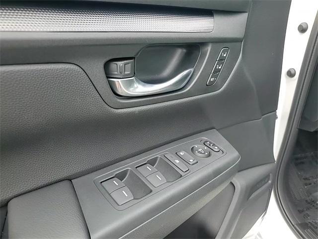 new 2026 Honda CR-V Hybrid car, priced at $40,447