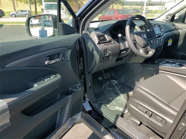new 2025 Honda Ridgeline car, priced at $42,141