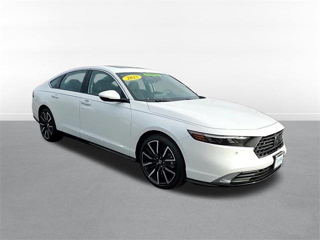 new 2025 Honda Accord Hybrid car, priced at $38,429