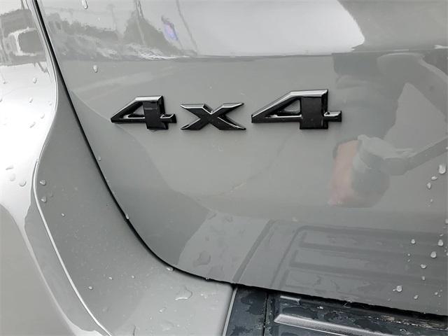 used 2022 Jeep Grand Cherokee car, priced at $28,500