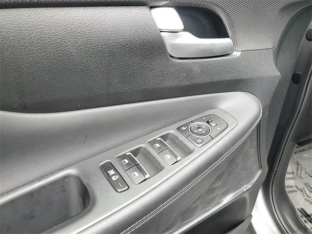 used 2019 Hyundai Santa Fe car, priced at $16,250