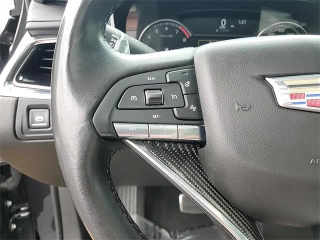 used 2020 Cadillac XT6 car, priced at $29,200