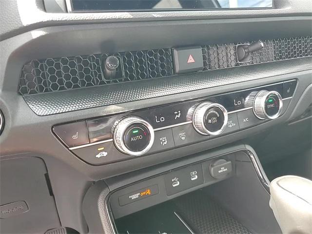 new 2026 Honda CR-V Hybrid car, priced at $39,584