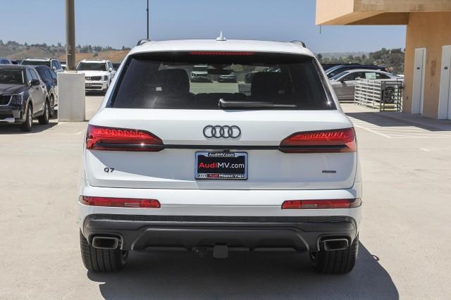 new 2025 Audi Q7 car, priced at $77,460