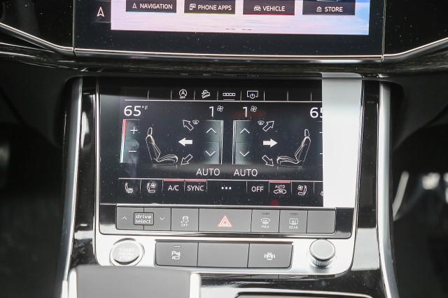 new 2025 Audi Q7 car, priced at $77,460