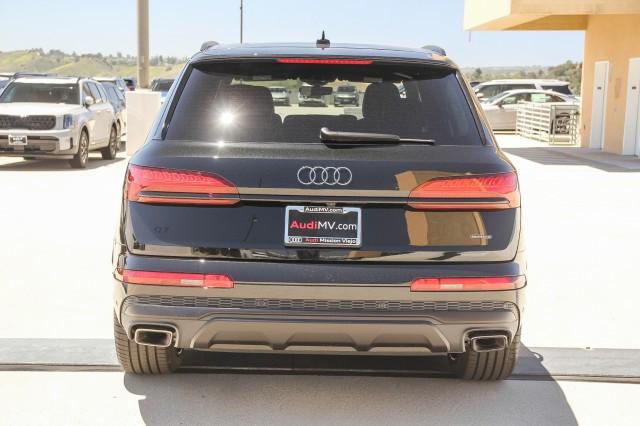 new 2025 Audi Q7 car, priced at $77,910