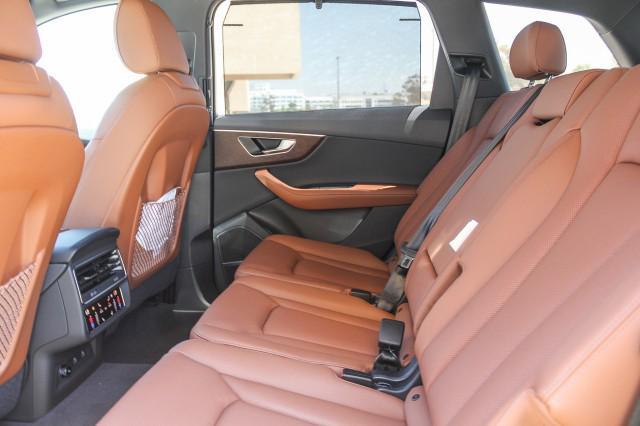 new 2025 Audi Q7 car, priced at $77,910