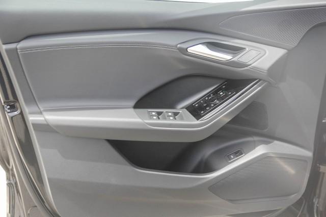 new 2025 Audi Q6 e-tron car, priced at $71,335