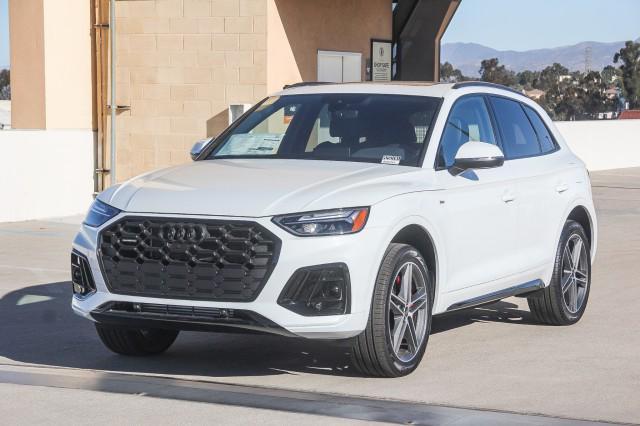 new 2025 Audi Q5 car, priced at $69,160