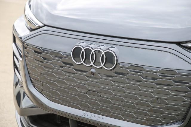 new 2025 Audi Q6 e-tron car, priced at $75,500