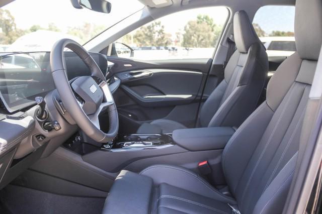 new 2025 Audi Q6 e-tron car, priced at $73,175