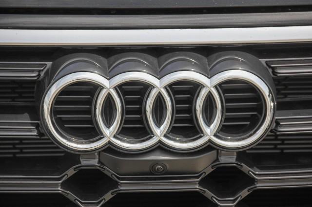 new 2025 Audi Q5 car, priced at $67,935