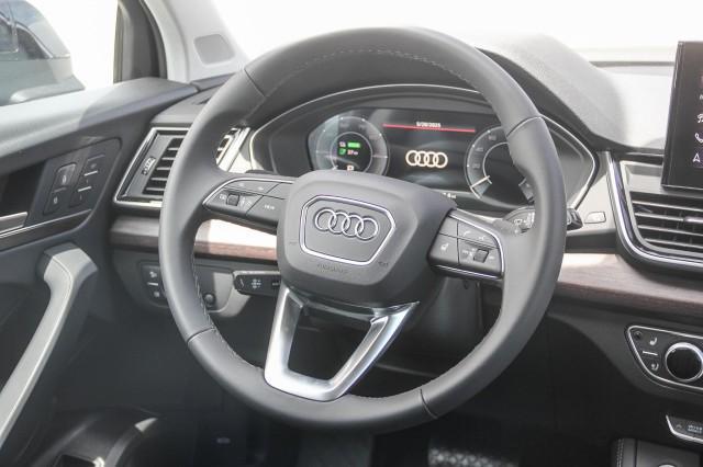 new 2025 Audi Q5 car, priced at $67,935