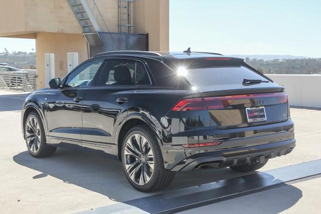 new 2025 Audi Q8 car, priced at $90,425