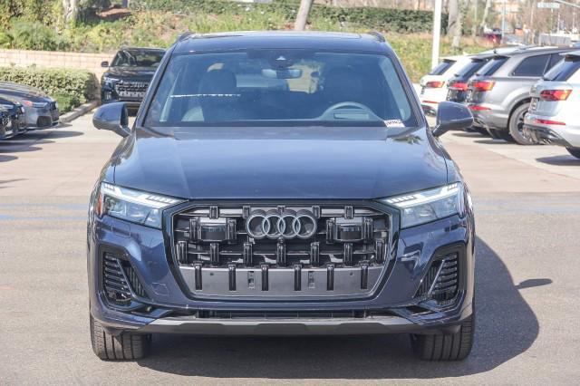 new 2025 Audi Q7 car, priced at $84,810