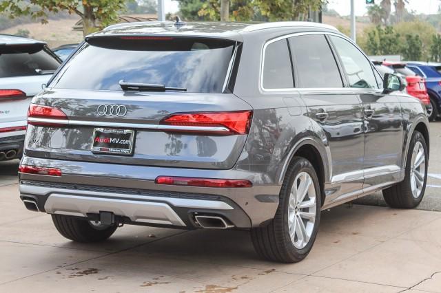 new 2025 Audi Q7 car, priced at $75,645