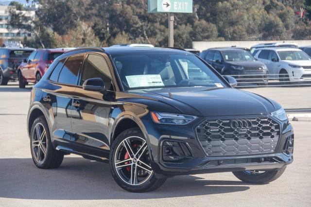 new 2025 Audi Q5 car, priced at $69,160