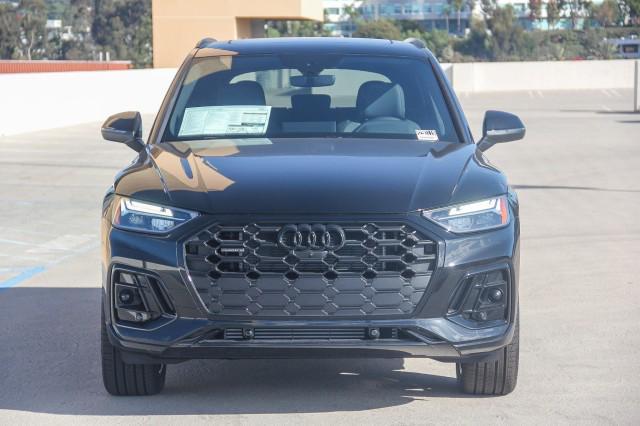 new 2025 Audi Q5 car, priced at $69,160