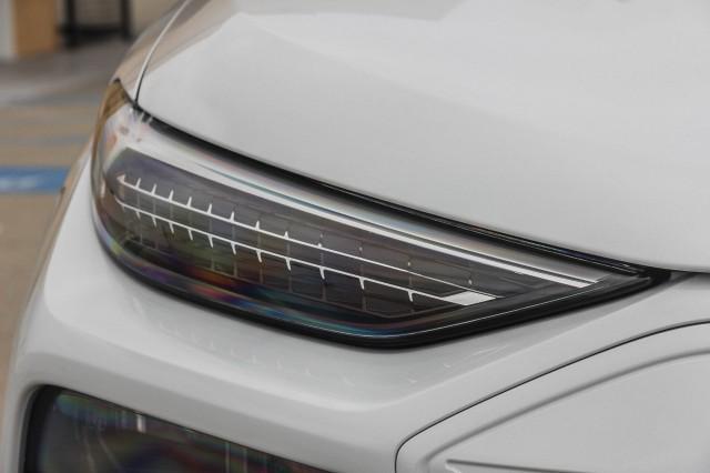 new 2025 Audi Q6 e-tron car, priced at $75,175