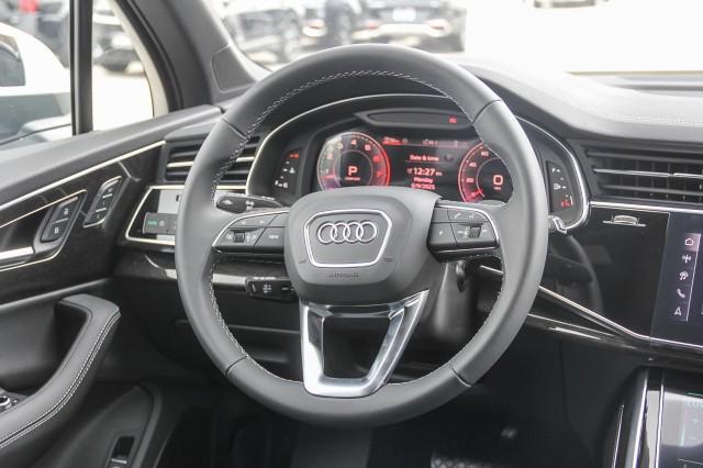new 2025 Audi Q7 car, priced at $77,460