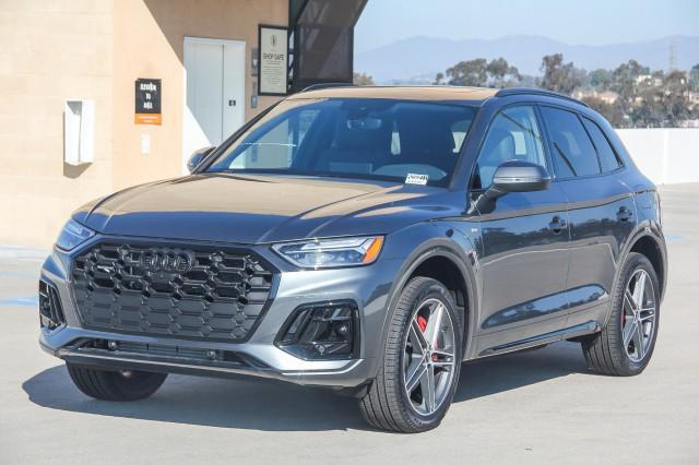 new 2025 Audi Q5 car, priced at $69,160