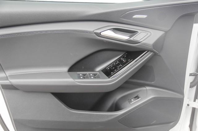 new 2025 Audi Q6 e-tron car, priced at $73,875