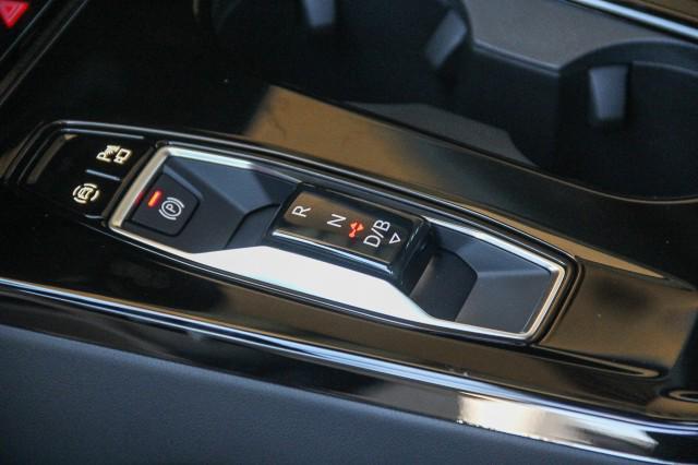 new 2025 Audi Q6 e-tron car, priced at $75,500