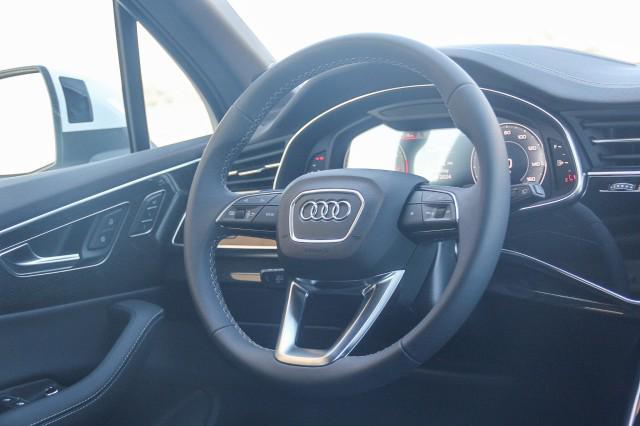 new 2025 Audi Q7 car, priced at $82,155