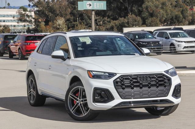 new 2025 Audi Q5 car, priced at $67,615