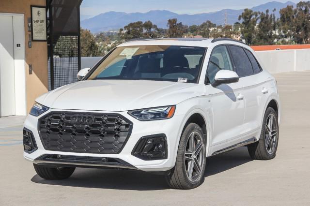 new 2025 Audi Q5 car, priced at $67,615