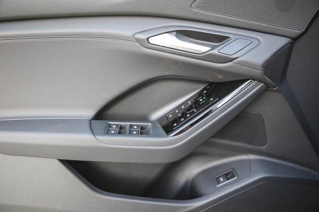 new 2025 Audi Q6 e-tron car, priced at $70,660