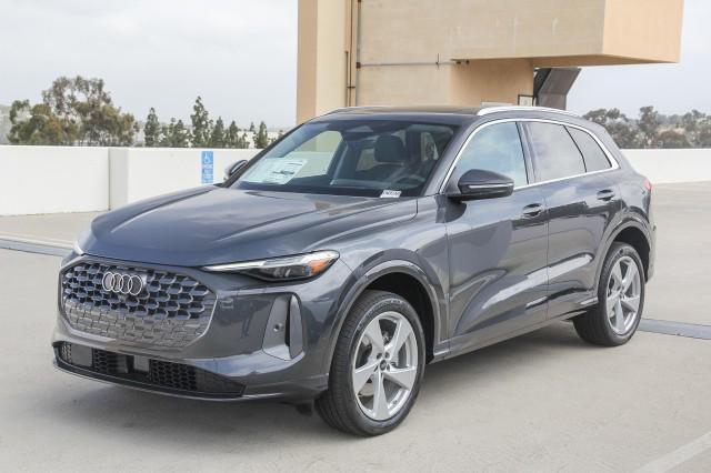 new 2025 Audi Q5 car, priced at $60,200