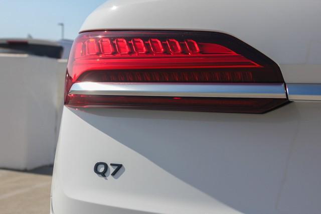 new 2025 Audi Q7 car, priced at $81,420