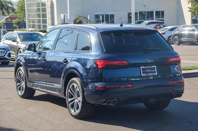 new 2025 Audi Q7 car, priced at $68,535