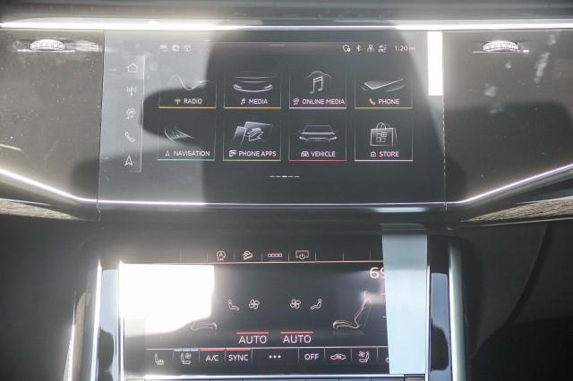 new 2025 Audi Q7 car, priced at $77,460