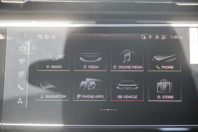 new 2025 Audi Q7 car, priced at $77,460