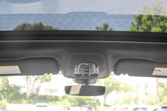 new 2025 Audi Q7 car, priced at $77,460