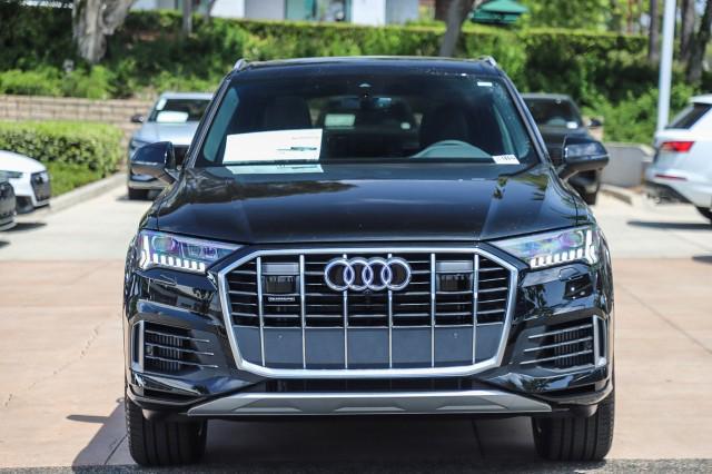 new 2024 Audi Q7 car, priced at $70,540