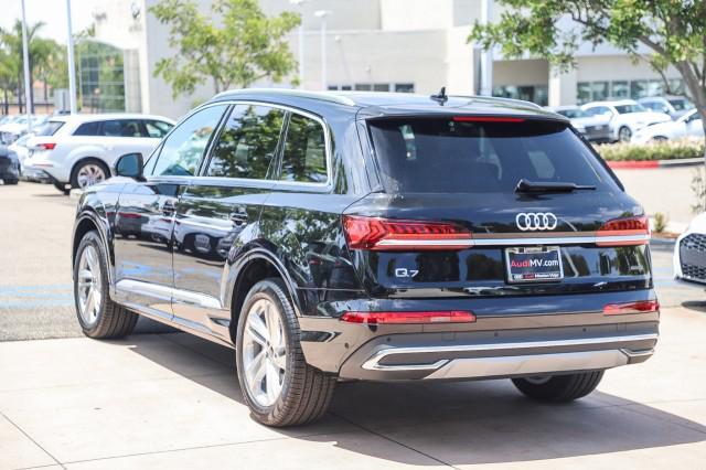 new 2024 Audi Q7 car, priced at $70,540