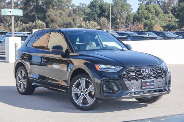 new 2025 Audi Q5 car, priced at $54,795