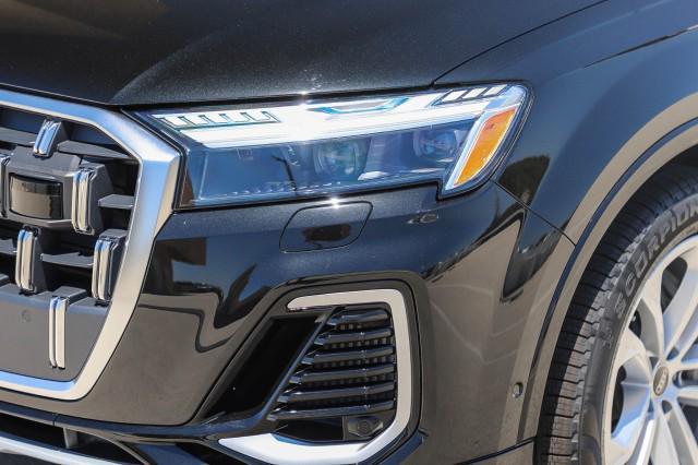 new 2025 Audi Q7 car, priced at $81,420