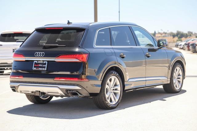 new 2025 Audi Q7 car, priced at $81,420