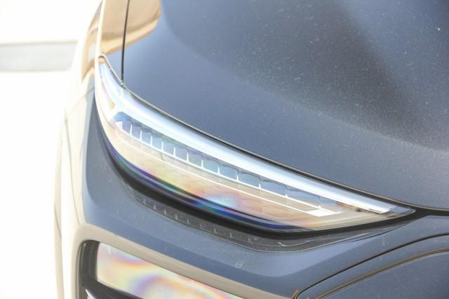 new 2025 Audi Q6 e-tron car, priced at $75,410