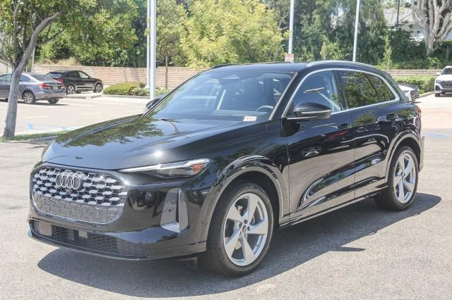 new 2025 Audi Q5 car, priced at $64,100