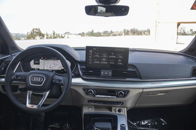 new 2025 Audi Q5 car, priced at $59,860